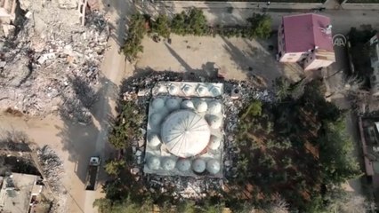 Download Video: Dron görüntüleri İslahiye'de yıkımın boyutunu gözler önüne seriyor