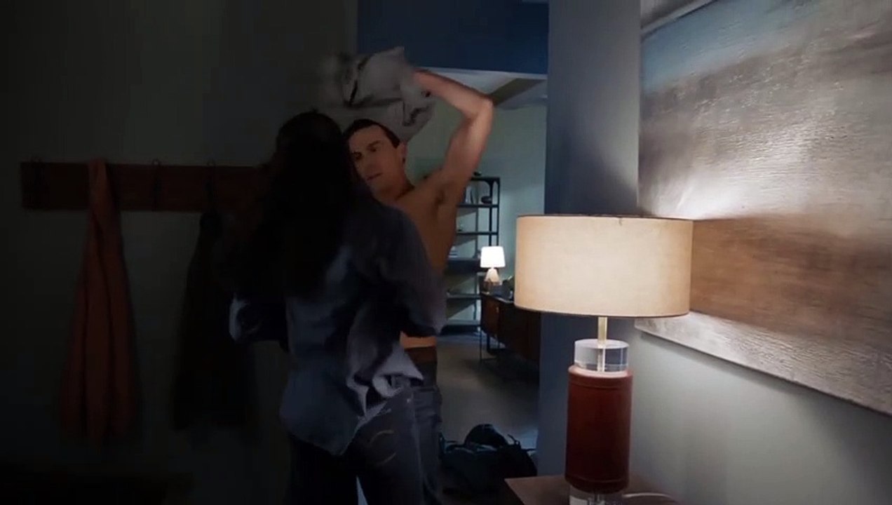 Chicago Fire 10x14 / Kiss Scene — Violet and Evan (Hanako Greensmith and Jimmy Nicholas)