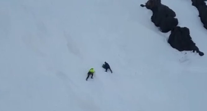 Nicolosi (CT) - Salvato escursionista ferito sull'Etna (21.02.23)