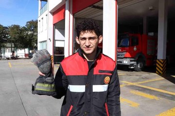 İtfaiye personelinin 'eldiveni' kurtuluşun hikayesi oldu