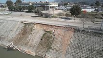 Hatay'da dün akşamki deprem sonrası Asi Nehrinin bazı kısımlarında çökme meydana geldi
