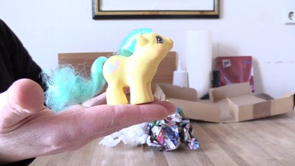 MY LITTLE PONY-UNBOXING PONY POST NEWBORN PONY BABY SQUIRMY