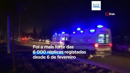 "A estrada movia-se como ondas e o edifício estava em movimento"