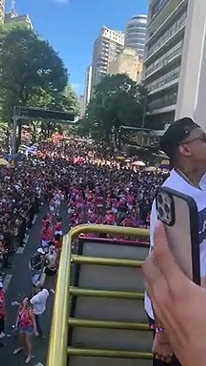 Com mcs de BH, bloco Funk You faz Afonso Pena virar bailão