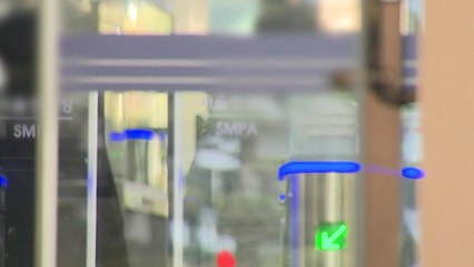 공수처, '억대 뇌물혐의' 서울경찰청 간부 등 10여 곳 압수수색 / YTN