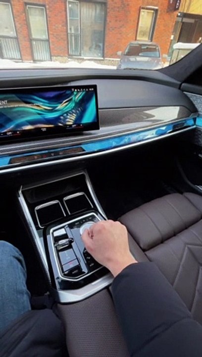 BMW i7 (2023)