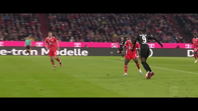 Francfort - Kolo Muani, né pour marquer