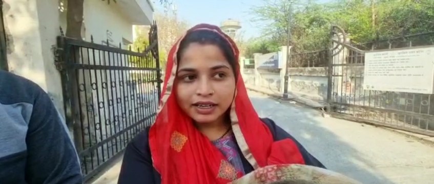 मामूली कहासुनी होने के बाद दबंगों ने दूसरे पक्ष के घर पर की फायरिंग