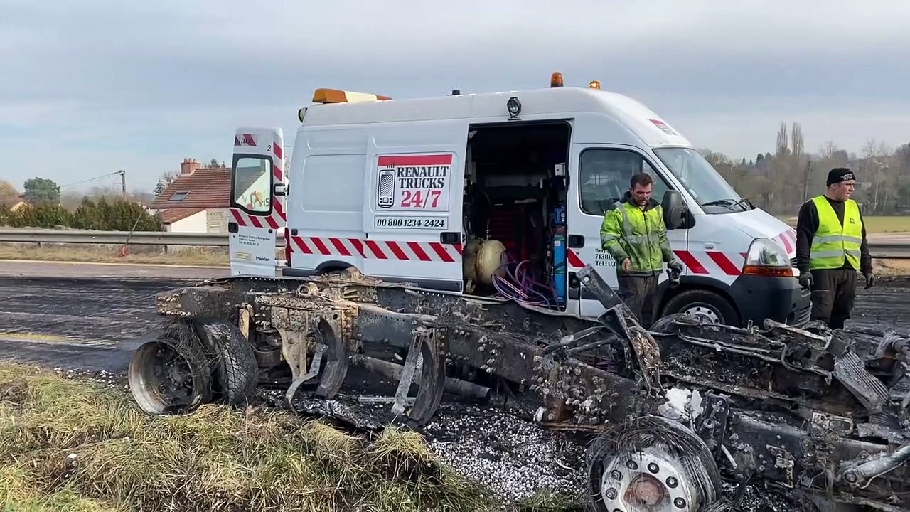 Enlèvement poids lourds à Blanzy après accident sur la RCEA
