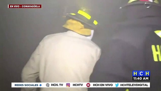 ¡Bomberos controlan incendio en vivienda de la col. 21 de febrero!