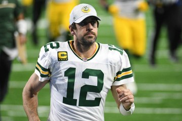 Will Aaron Rodgers Stay In Green Bay?