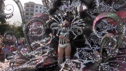Continúan las comparsas, rondallas y murgas en martes de Carnaval