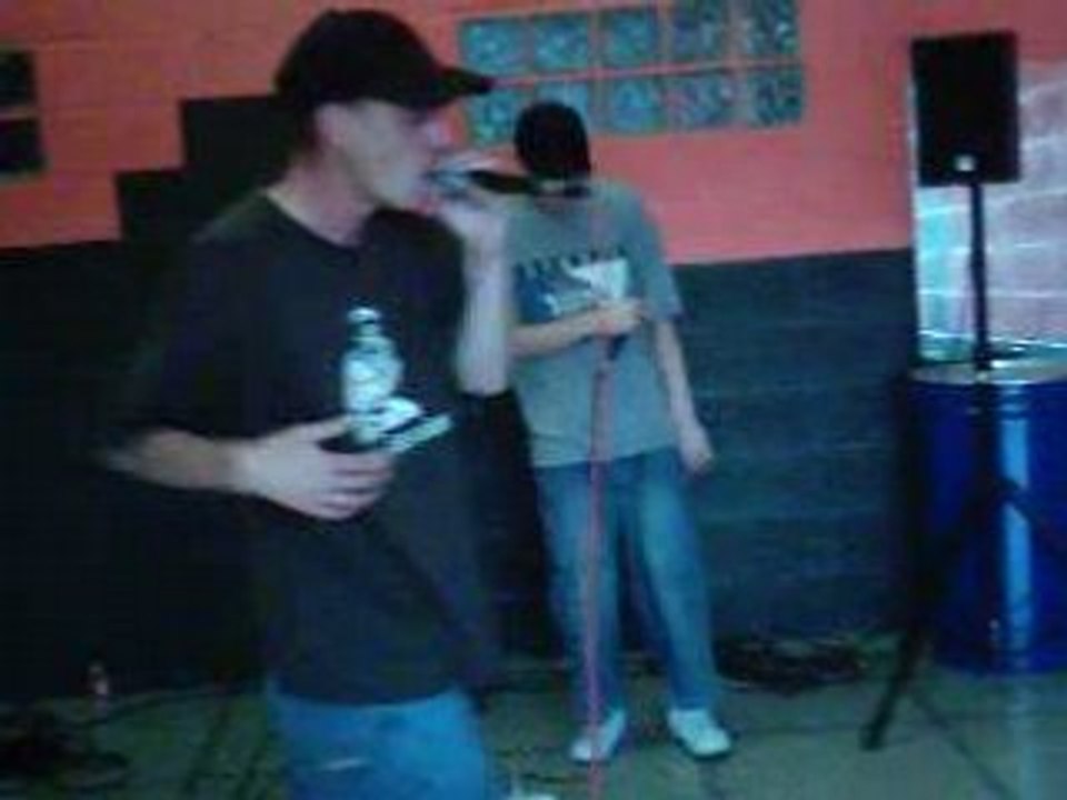 b.hi-fi ft tox-x l'architekt "faces caches"