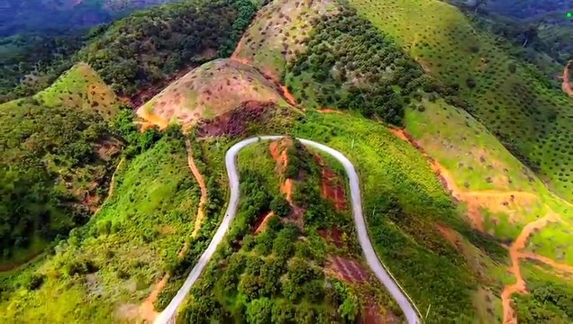 Sang Volg - Dây Có Lẽ Là Nơi G.I.A.M Giữ QUÁI VẬT - Sang Vlog Phát Hiện Hang Động Đi Sâu Vào Lòng Đất (p2)