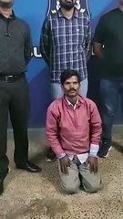 SURAT VIDEO NEWS : 22 वर्ष से पुलिस की आंखों में धूल झोंक कर ईंट भट्ठे पर कर रहा था काम