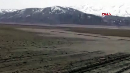 Elazığ'da fay hattındaki zemin sıvılaşması böyle görüntülendi