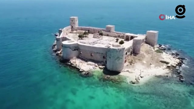 Doğu Akdeniz'de deniz çekilmesi: Mersin'de deniz yer yer 8-10 metreye kadar çekildi