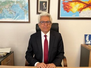 Prof. Dr. Pampal: Kırılmalar devam edecek
