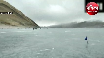 भारत में पहली बार हुए Frozen Lake Marathon का Video, 13,862 फीट की ऊंचाई पर दौड़े एथलीट