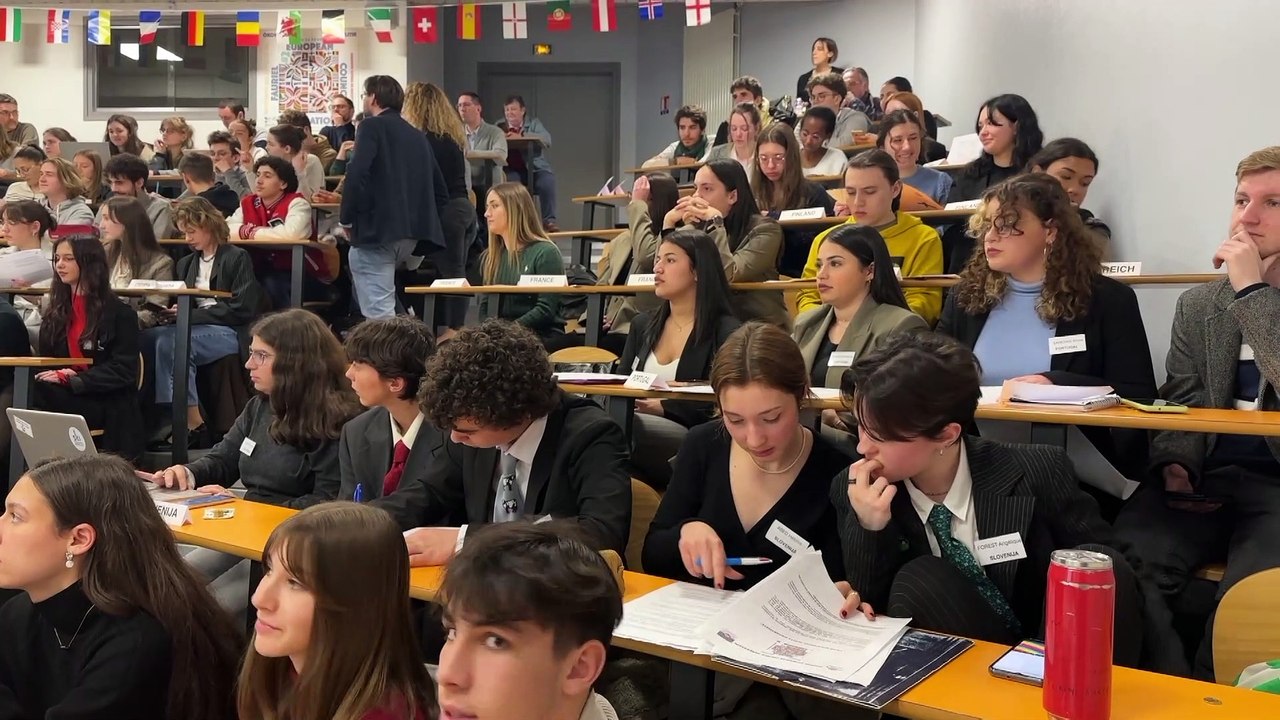 Quand les lycéens simulent un Conseil Européen