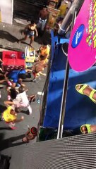 Foliões chutam vítima deitada no chão em circuito Osmar