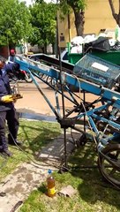 Uso de la MAQUINA VARILLERA para Desobstrucción Cañerías de Hierro Fundido en Red de Agua Potable.Localidad Ensenada, Pcia Bs As, Argentina.
