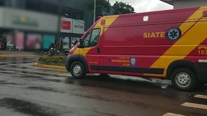 Mulher fica ferida ao cair de escada rolante no Centro