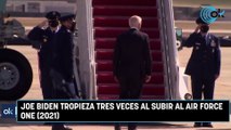 Joe Biden tropieza tres veces al subir al Air Force One (2021)