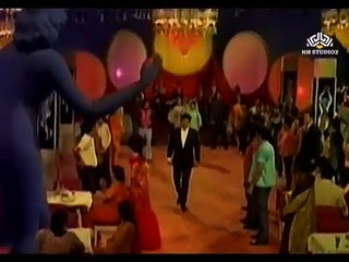 Yeh Nach Wach Kya Hai/  Mohammed Rafi/  /Ek Hasina Do Diwane 1972