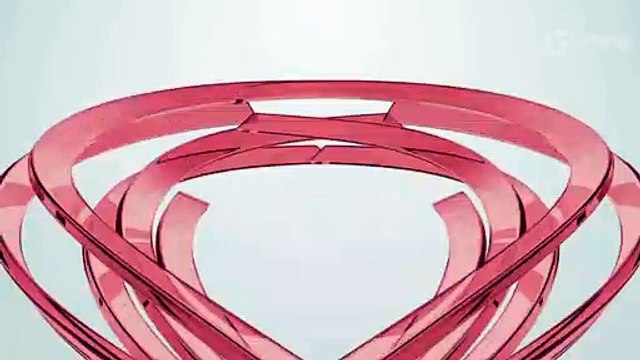 Câmera flagra tombamento de carreta em Maringá; carga foi saqueada