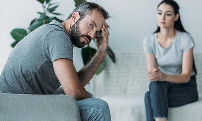 الزواج غير السعيد أفضل للصحة من العزوبية