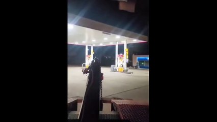 Un employé de la fourrière embarque un mauvais payeur