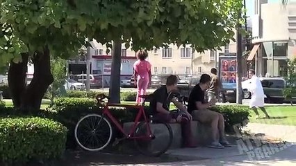 Flashing Children Prank!