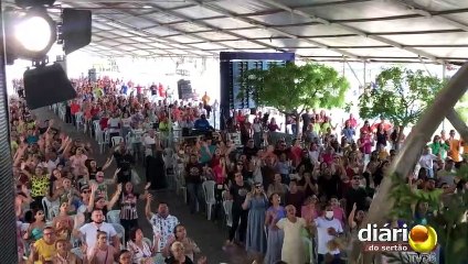 Atração internacional do Retiro de Carnaval de Pombal, padre colombiano manda mensagem aos sertanejos