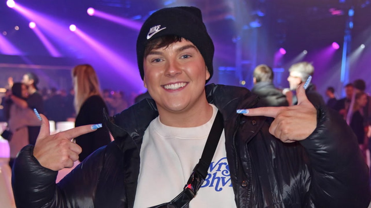 Twenty4Tim verliebt? „Finde eine Person aktuell sehr anziehend“