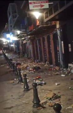 Ordures Post Parade Mardi Gras à Basse-Terre