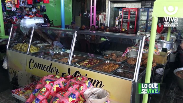 Comerciantes del Mercado Israel ofrecen platillos de cuaresma