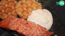 Gaufres au bleu espuma au comté et saumon grillé