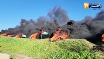 فلسطين: عشرات الشبان يحتجون على حدود غزة تنديدا بمجزرة الإحتلال بنابلس