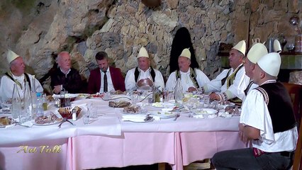 Kenge labe -U ngrita pa gdhire grupi Amantia