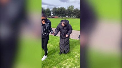 Woman diagnosed with Alzheimer's at 59 given day of "freedom" before her kids told her about diagnosis