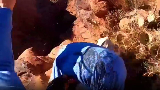 BASE Jumper forgets there's a fine line between 'touch & go' and 'touch & OH NO!'