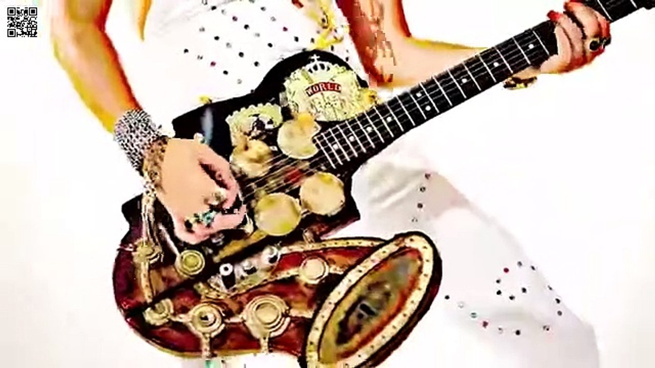 (9) ROLLY／燃えろいい女 - YouTube