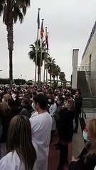 Concentración de los trabajadores del Hospital de Torrevieja contra el recurso de la Generalitat