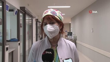 Yoğun bakım doktorundan duygusal sözler: "Etkilenmememiz mümkün değil"