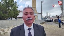 Sivas'ta depremde zarar gören minare kontrollü olarak yıkıldı