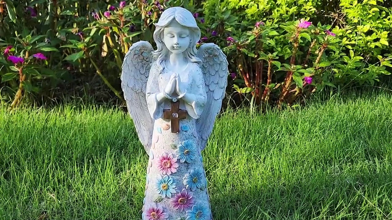 Linfevisi Garden Angel Statue Decor Rustic Metal Angel Sculpture Garden Yard Art Heavenly Home Decor Antiqued Accent Housewarming Garden Gift (Star) Patio, Lawn & Garden