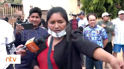 "¡Terminaron atrapados!: Trufi chocó contra la parte trasera de camión y dejó 8 heridos