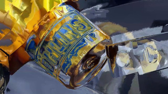 T MAX 560 TECH MAX DARK PETROL OHLINS EQUIPPED NO STOCK