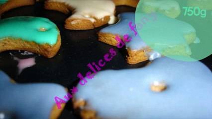 Biscuits colorés de Noël